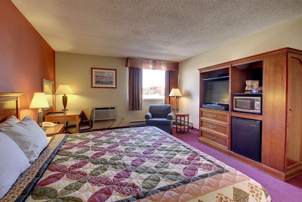 Eagle'S Nest Hotel & Conference Center Quincy Εξωτερικό φωτογραφία