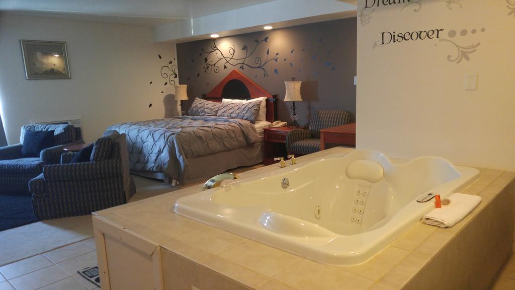 Eagle'S Nest Hotel & Conference Center Quincy Εξωτερικό φωτογραφία